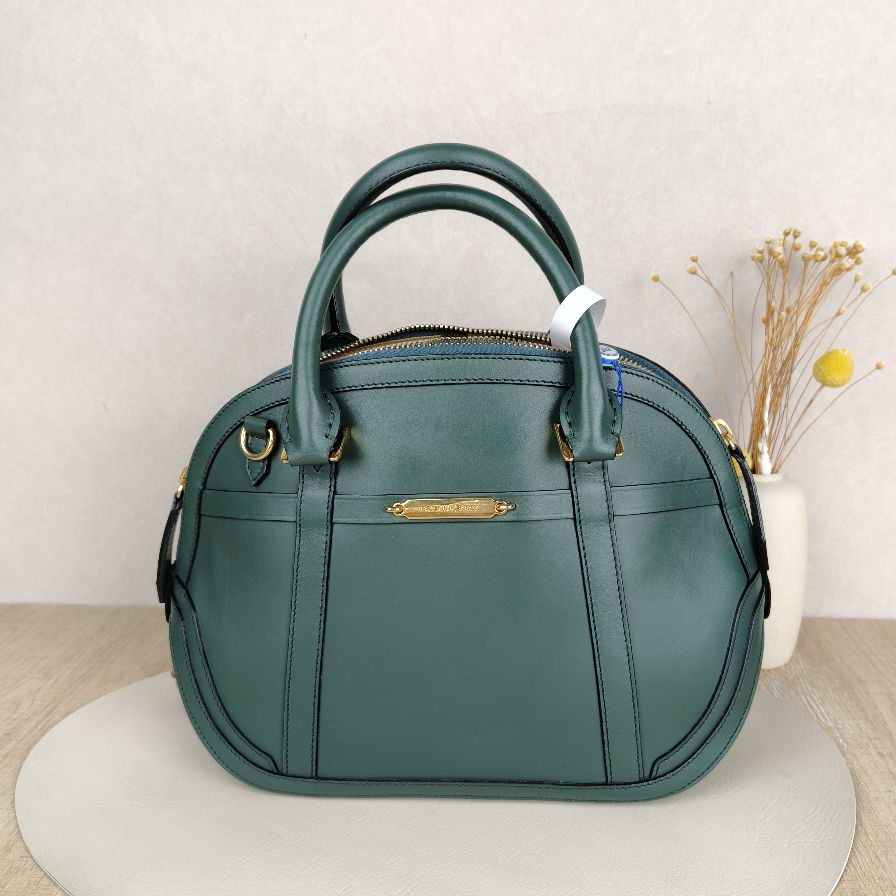 BURBERRY Green Calfskin Medium