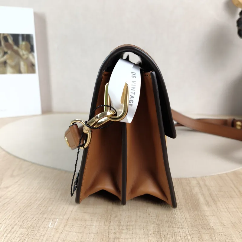Louis Vuitton Crossbody Bag Dauphine Monogram PV Cmini20 × 9 × 15 cm — detail view 7 of 13