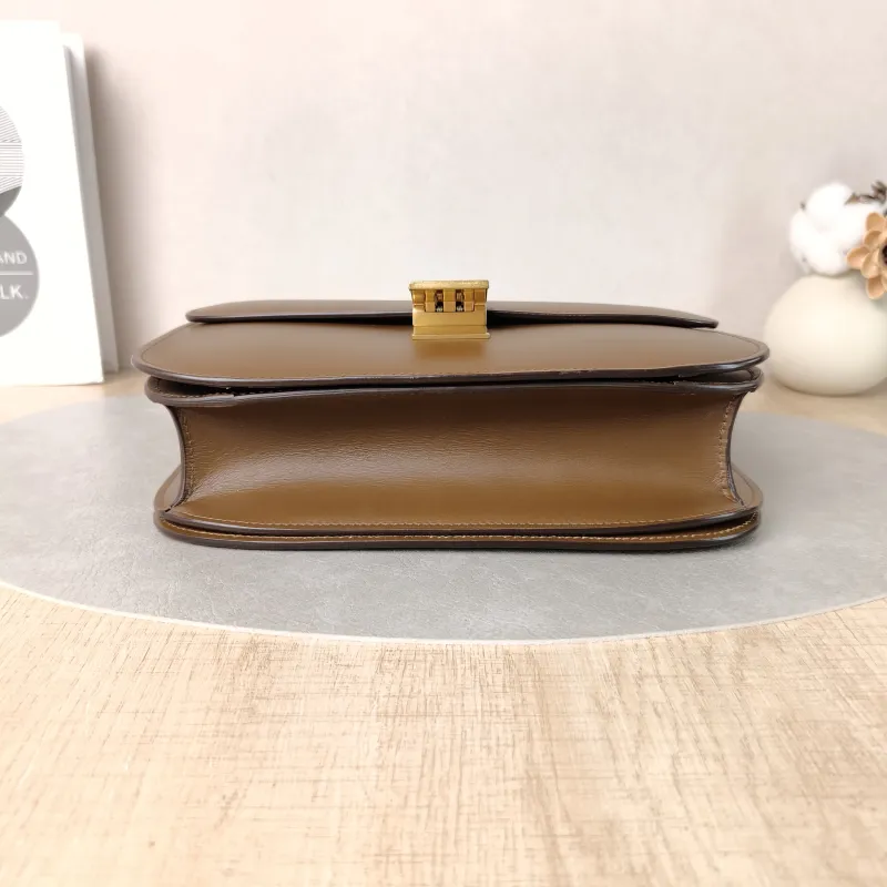 CELINE Crossbody Bag Classic Box CC alfskin Medium24 × 7 × 18 cm — cover view 3 of 6