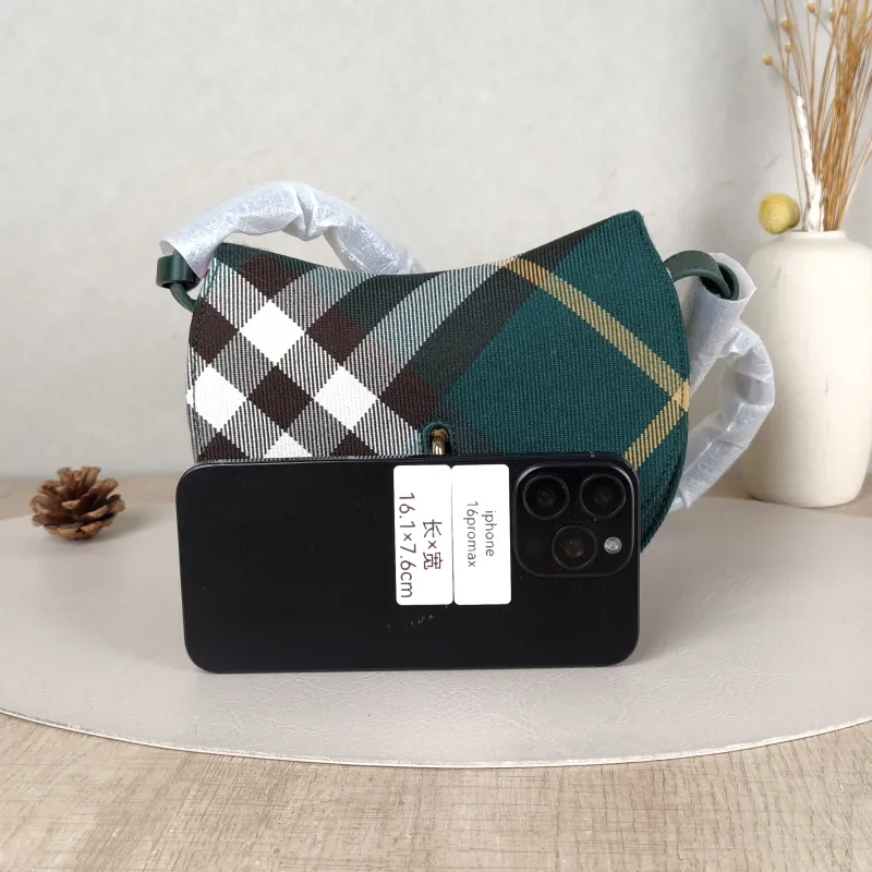 BURBERRY Crossbody Bag Crossbody Bag Green Canvas One Size19 × 6 × 16 cm — cover view 2 of 5
