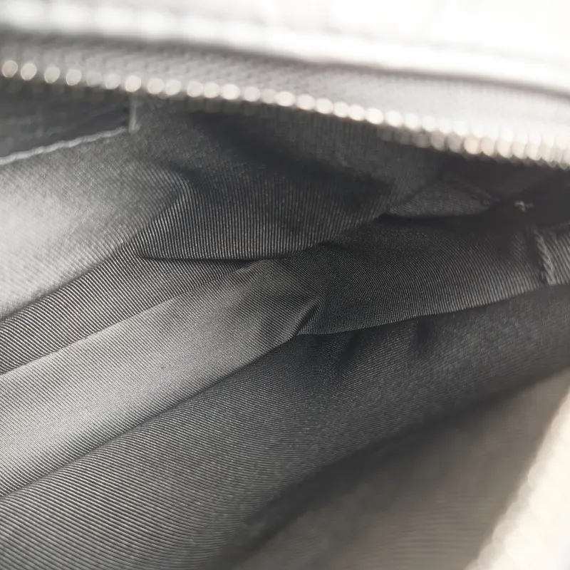 Louis Vuitton Crossbody Bag Getaway Messenger Bag Black Calfskin One Size 18 × 7.8 × 17 cm — detail view 2 of 12
