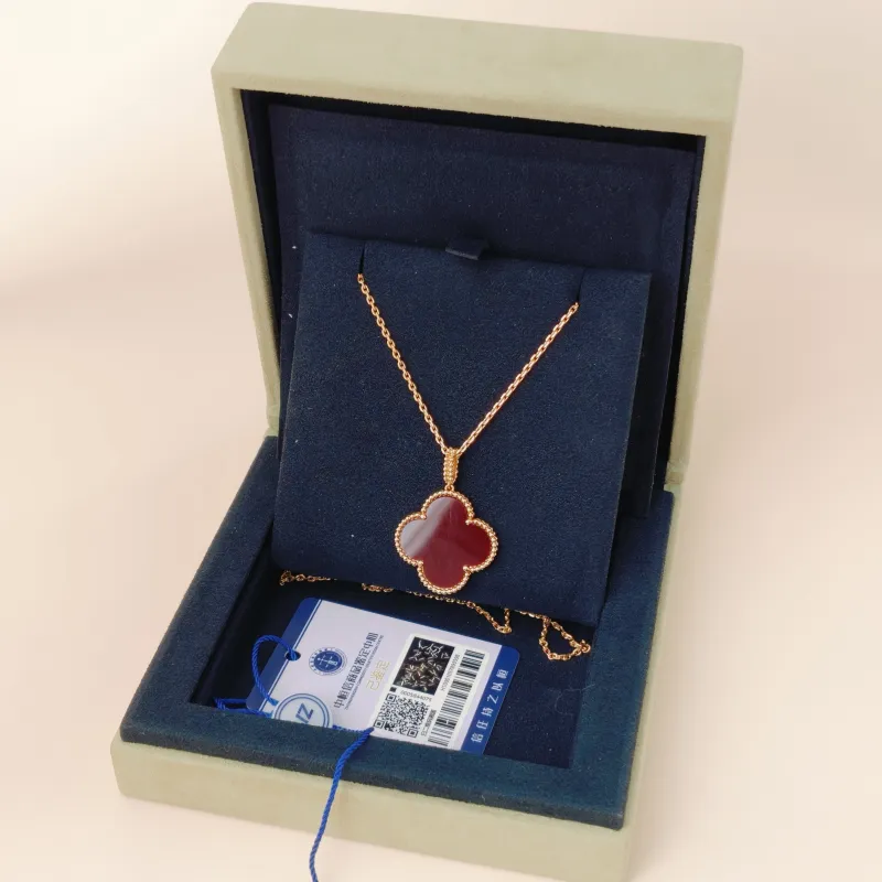 Van Cleef & Arpels Necklace Magic Alhambra Alhambra Collection Necklace 18KY ellow Gold Magic Large 90cm — cover view 8 of 12