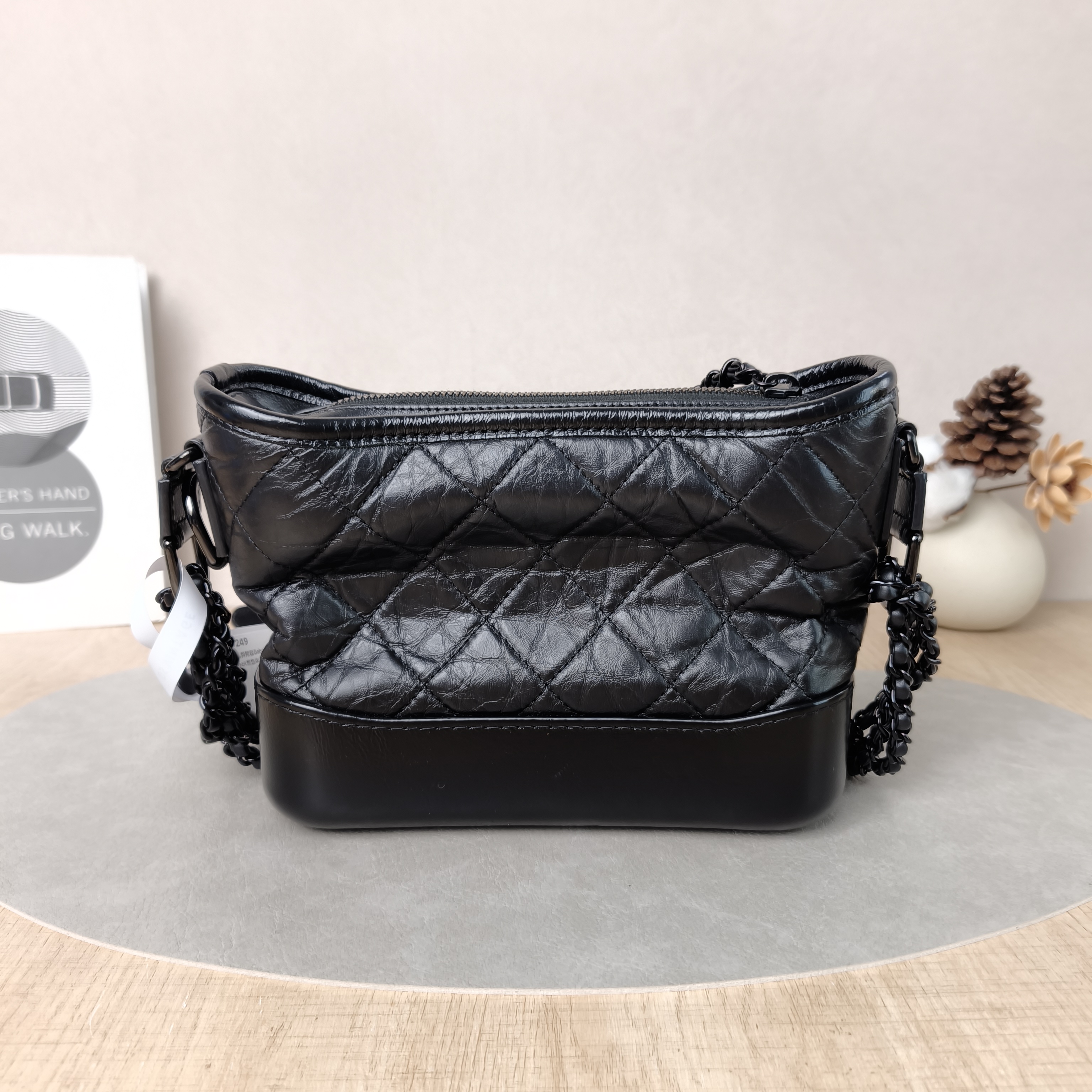 Chanel Crossbody Bag Gabrielle Gabrielle Bagsoblack Black Calfskin Small20 × 8 × 15 cm — cover view 2 of 5