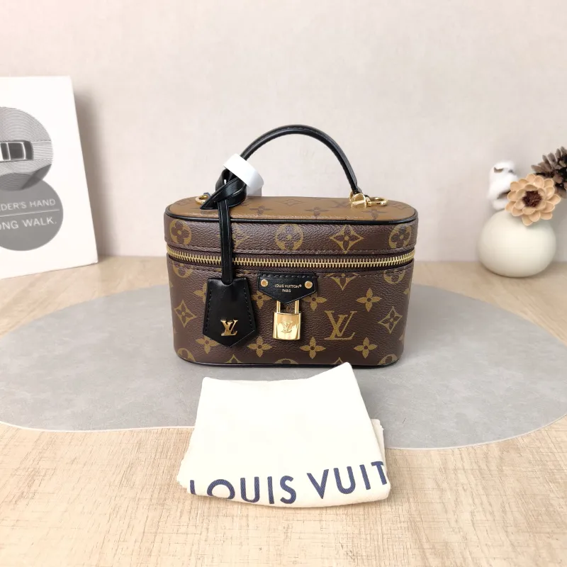 Louis Vuitton Shoulder Bag VANITY POUCH Cosmetic Bag Monogram PVC 19 × 6.5 × 11.5 cm — cover view 2 of 6