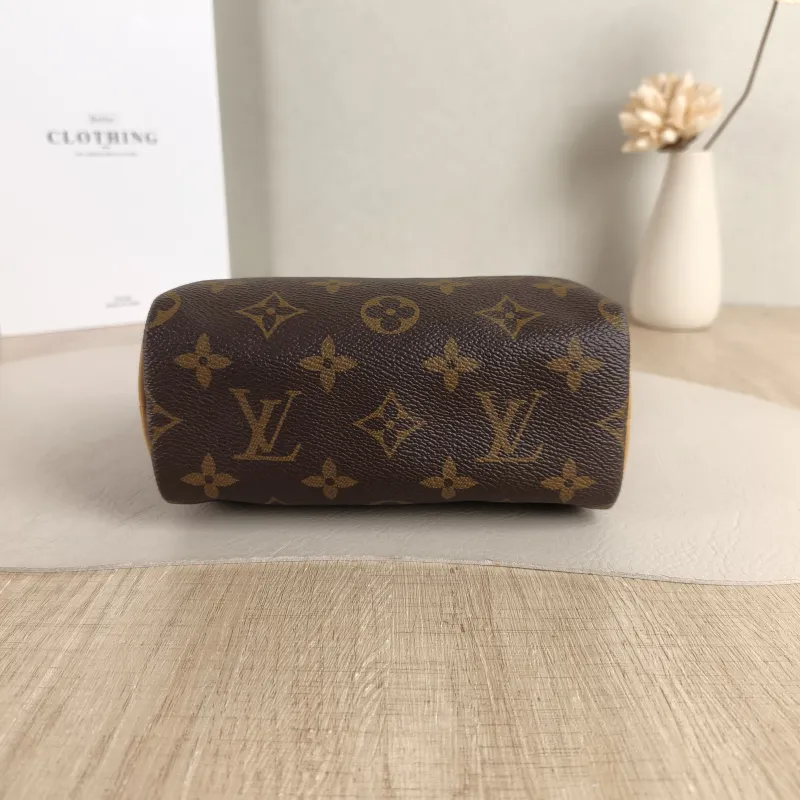 Louis Vuitton Crossbody Bag Speedy Nano Shoulder Strap PVC nano 16 × 7.5 × 10 cm — cover view 2 of 6