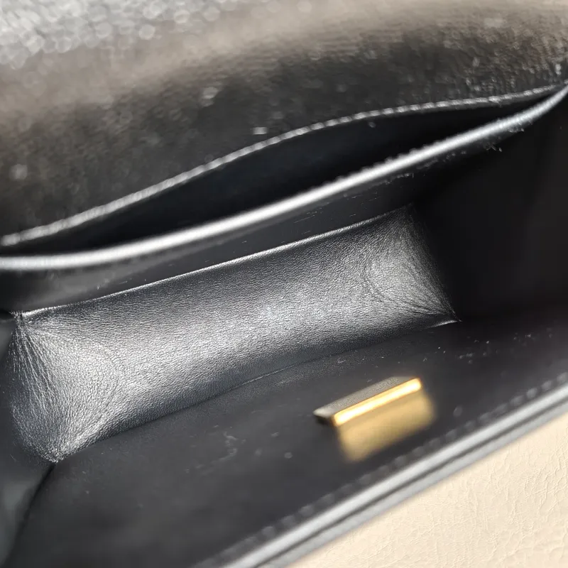 Chanel Crossbody Bag Le Boy​Black Calfskinmini18 × 8.5 × 16 cm — detail view 10 of 12