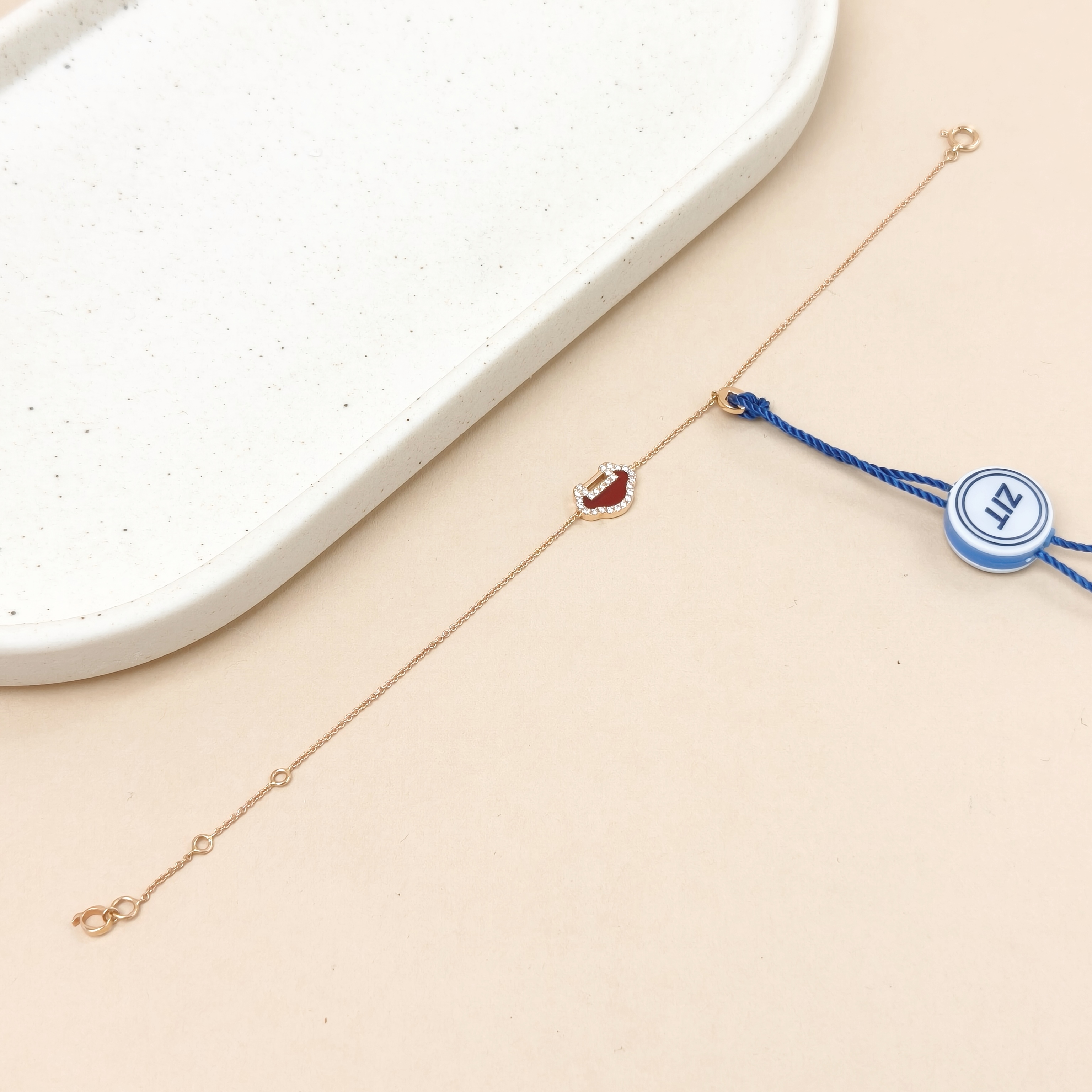 Qeelin Bracelet Petite Yu Yi Red Agate Bracelet 18KR ose Gold 10.2*7.5㎜ 15-18㎝ — cover view 11 of 11