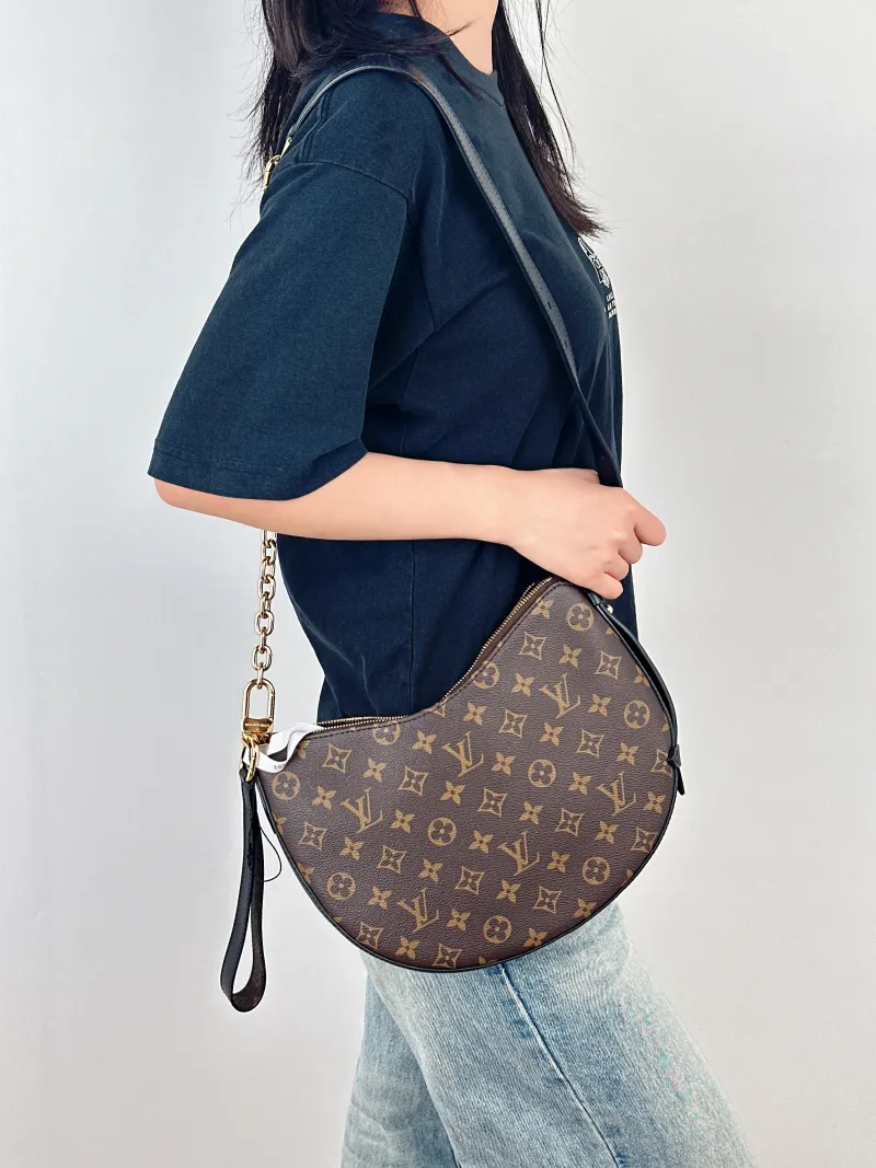 Louis Vuitton Shoulder Bag COOKIE Monogram PVCBB28.5 × 5 × 19 cm — on-model view 2 of 2
