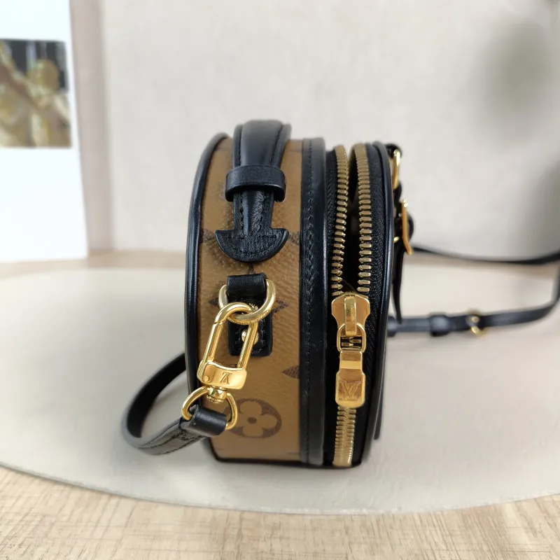 Louis Vuitton Crossbody Bag Mini BOITE CHAPEAU Monogram PVC Mini 13 × 6.5 × 12 cm — detail view 11 of 12