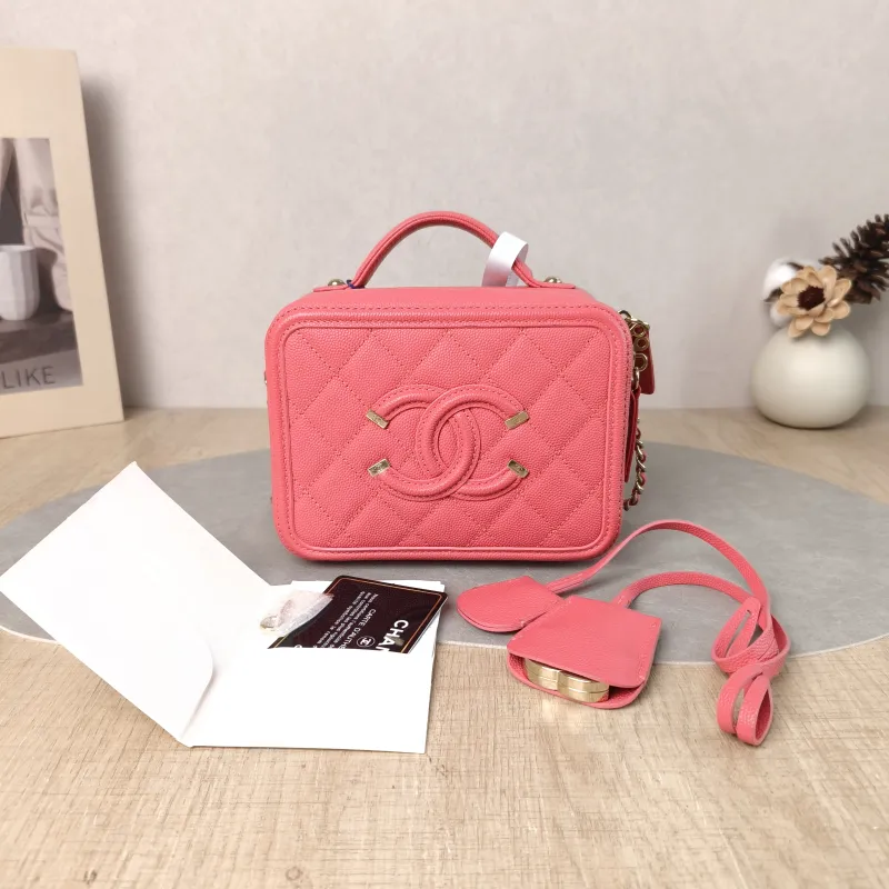 Chanel Crossbody Bag CC Filigree Vanity Cosmetic Bag Pink Grained Calfskin Small 17 × 7 × 13 cm 29 — cover view 6 of 6