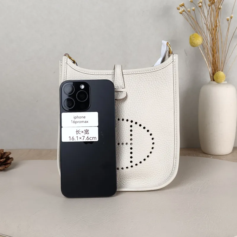 Hermès Crossbody Bag Evelyne Mini 16 Mini 16 10Craie TC Calfskin Mini 17 × 5.5 × 18 cm G — cover view 3 of 6