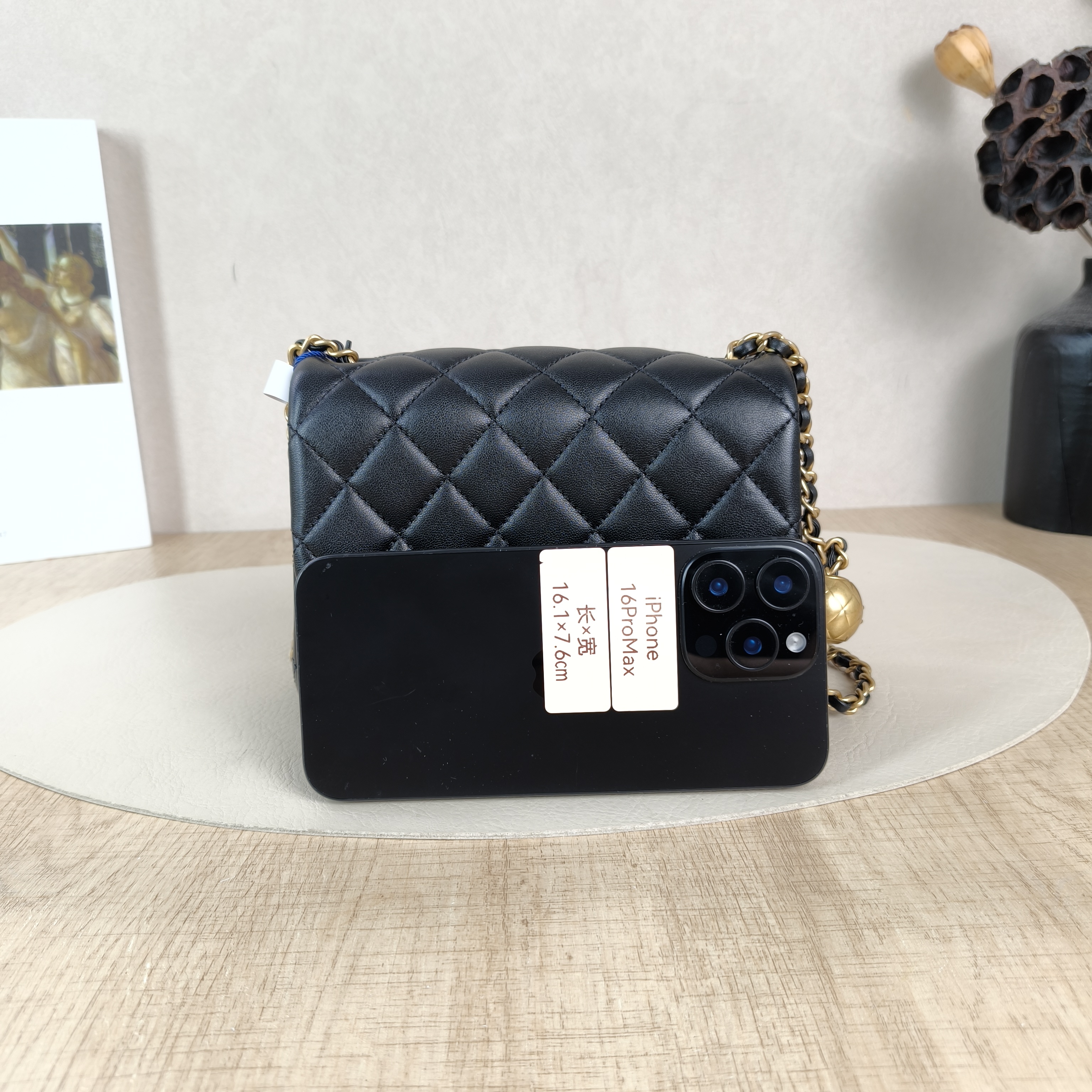 Chanel Crossbody Bag Black Lambskin One Size17 × 8 × 13.5 cm — cover view 5 of 5