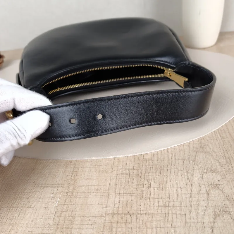 Miumiu Shoulder Bag Wander Hobo Black Calfskin Small20 × 6 × 17 cm — detail view 2 of 12
