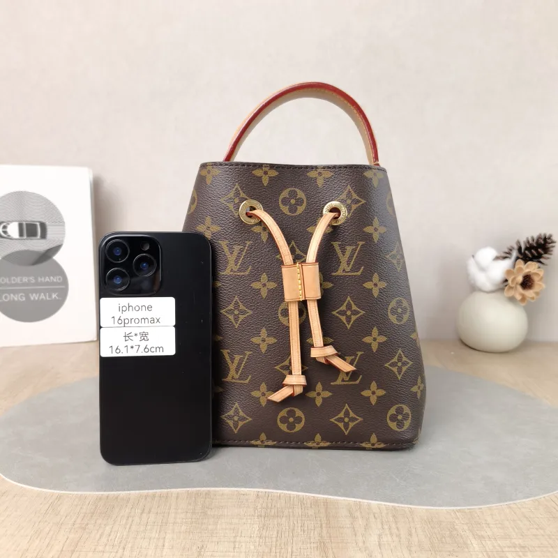 Louis Vuitton Crossbody Bag NÉONOÉ Bucket Bag BB Monogram PVC BB 20 × 13 × 20 cm — cover view 5 of 6