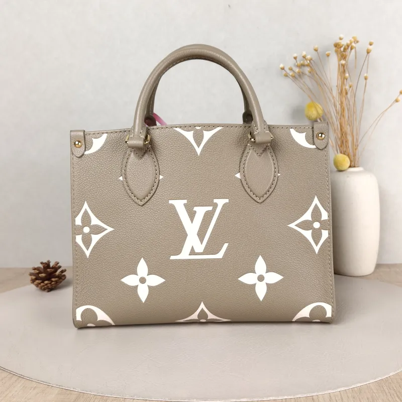 Louis Vuitton Top Handle Bag Onthego Monogram Empreinte Embossed Calfskin Small 25 × 11.5 × 19 cm — cover view 4 of 5