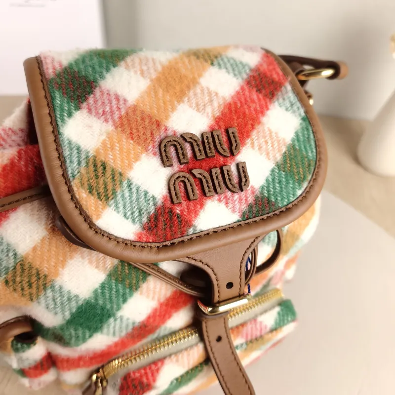 Miumiu Backpack Backpack Colorblock Medium 18 × 11.5 × 22 cm — detail view 10 of 11