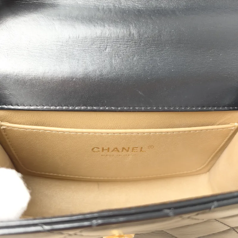 Chanel Crossbody Bag Black Calfskin Small19 × 8 × 12 cm — detail view 11 of 11