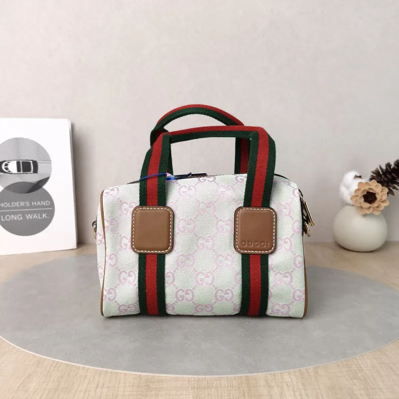 GUCCI Crossbody Bag GG Collection Green Canvasmini20 × 13 × 13 cm