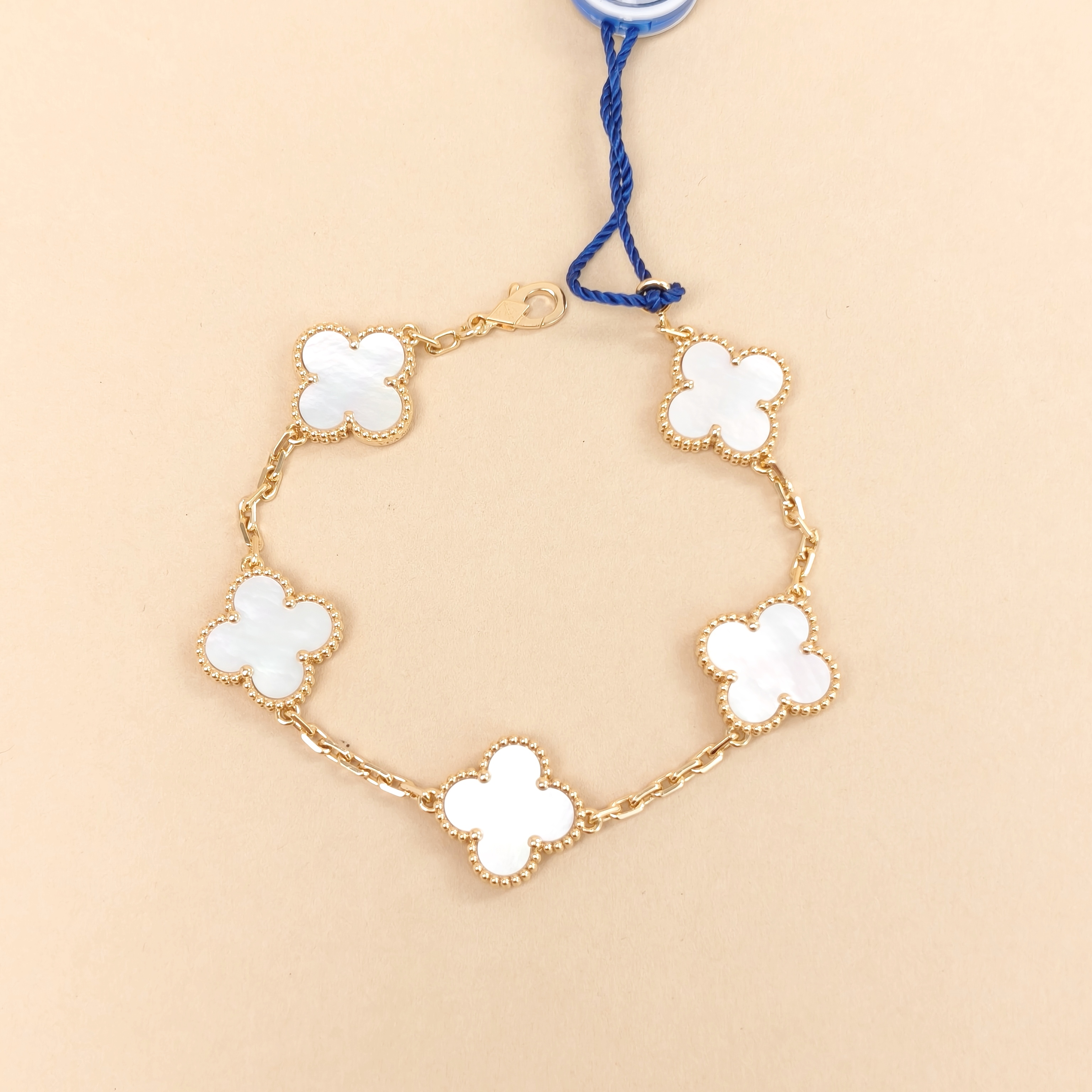 Van Cleef & Arpels Bracelet Alhambra Alhambra Collection Five-Motif Bracelet Pearl · White Mother-of-Pearl18KY ellow Gold Vintage Small15㎜ 17㎝
