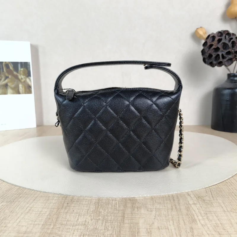 Chanel Crossbody Bag25c Vanity Case Bag Black Grained Calfskin One Size16 × 6 × 13 cm — cover view 2 of 5