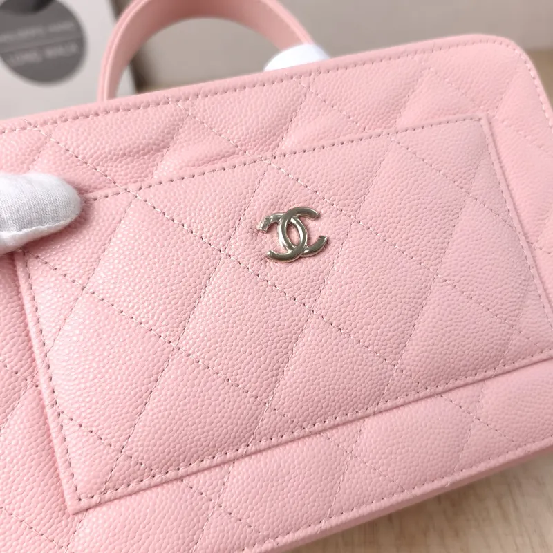 Chanel Crossbody Bag25b Pink Calfskinmini19.5 × 8.5 × 12 cm — detail view 1 of 14