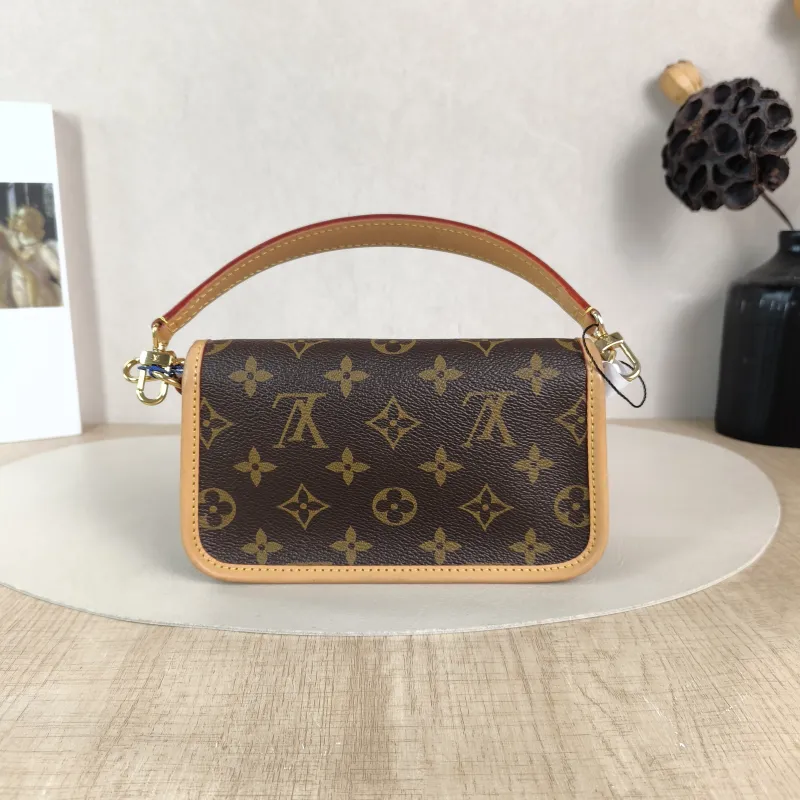 Louis Vuitton Crossbody Bag Diane Baguette Bag Monogram PVC nano 19 × 6 × 10.5 cm — cover view 6 of 6
