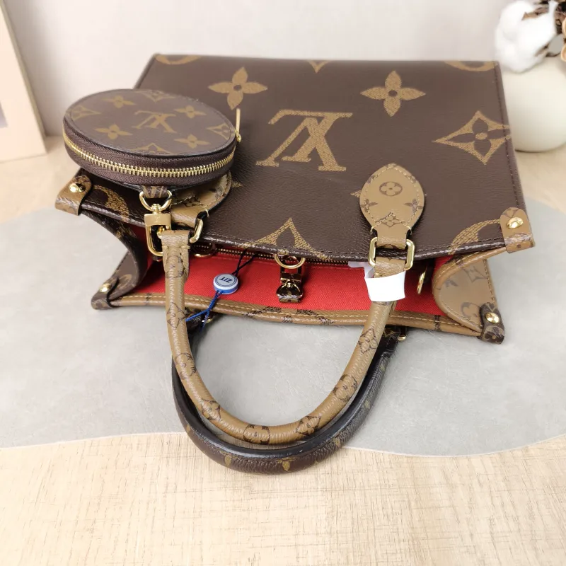 Louis Vuitton Shoulder Bag Onthego Monogram PVC Small 25 × 11.5 × 19 cm — detail view 12 of 14