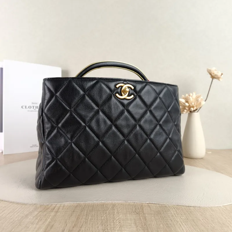Chanel Shoulder Bag Tote Bag Black One Size 28 × 11 × 18 cm — cover view 3 of 5