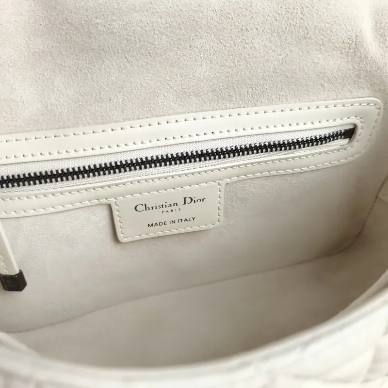 DIOR Crossbody Bag camp Messenger Bag White Calfskin Small 23 × 8 × 15 cm — detail view 9 of 11