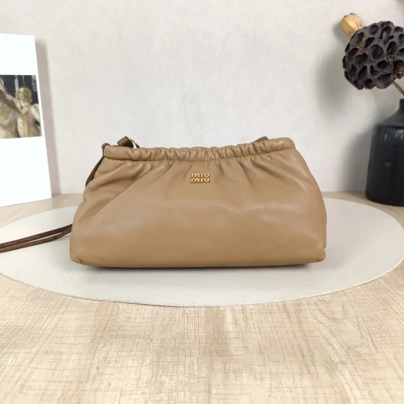 Miumiu Shoulder Bag Aventure Shoulder Bag Caramel Lambskin 22 × 9 × 11 cm