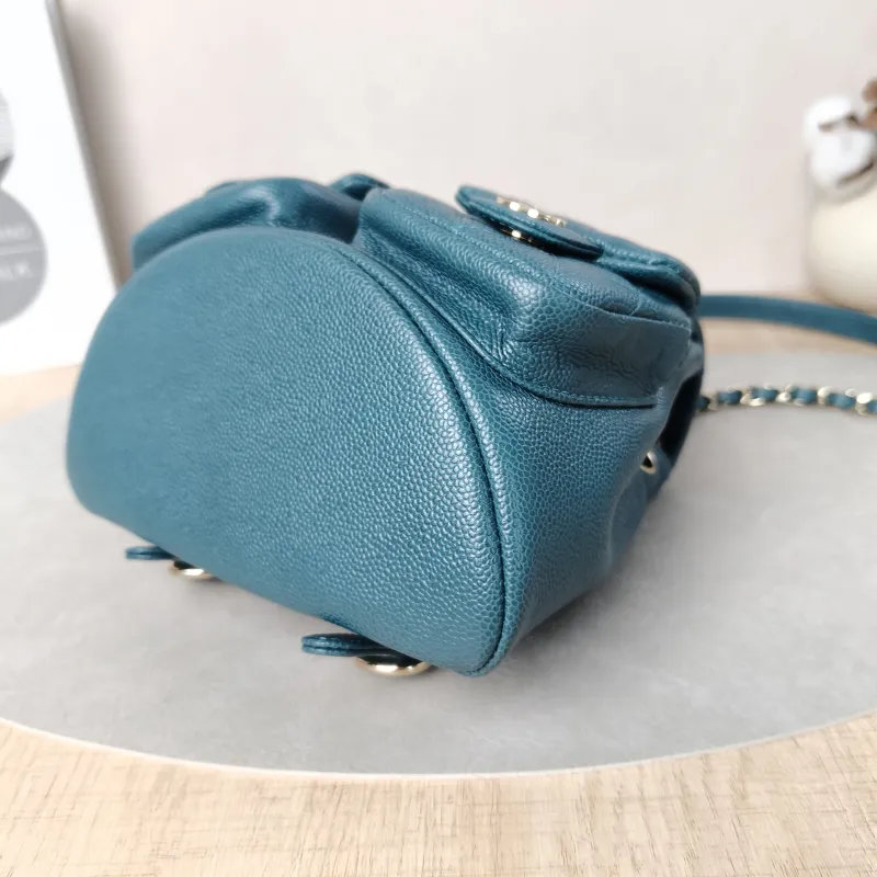 Chanel Backpack Duma Green Grained Calfskin Small16.5 × 10 × 17.5 cm — detail view 8 of 14