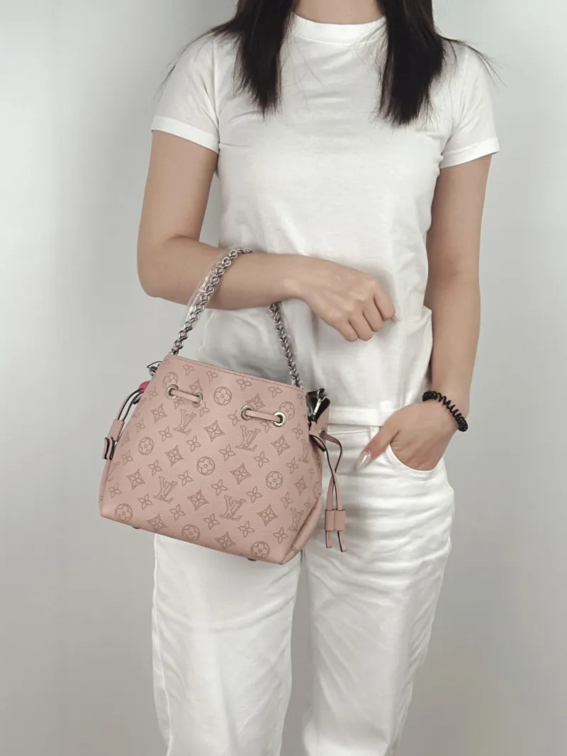 Louis Vuitton Crossbody Bag BELLA Pink Calfskin One Size22 × 14 × 19 cm — on-model view 3 of 3