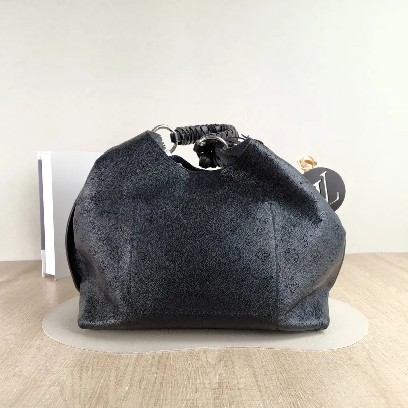 Louis Vuitton Shoulder Bag Carmel Hobo Shoulder Bag Black Calfskin One Size 35 × 17 × 40 cm — cover view 2 of 5