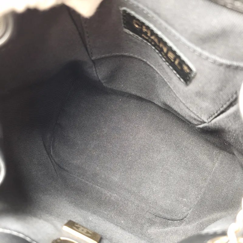 Chanel Backpack Duma Black Calfskin Small18 × 12 × 18.5 cm — detail view 3 of 10