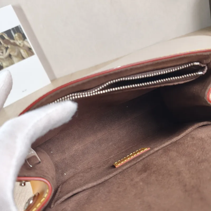 Louis Vuitton Crossbody Bag CLUNY Yellow Epi Embossed Calfskin Mini 20 × 7.5 × 16 cm Leather Tag — detail view 11 of 14