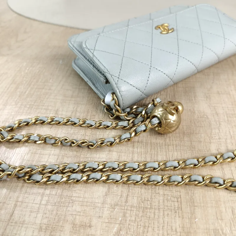 Chanel Crossbody Bag woc Collection Grey Lambskinmini17 × 5 × 9.5 cm — detail view 4 of 13