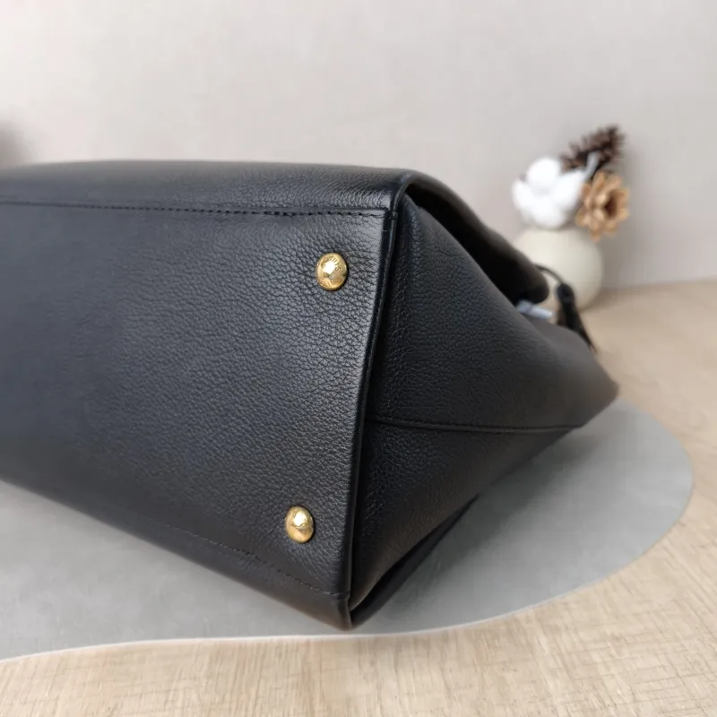 Louis Vuitton Crossbody Bag LOCKMETO Top Handle Bag Black Calfskin One Size 38 × 15.5 × 24 cm — detail view 8 of 11