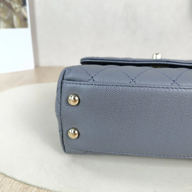 Chanel Crossbody Bag Coco Handle​ Dark Grey Grained Calfskin Mini 19 × 9 × 13 cm — detail view 3 of 14