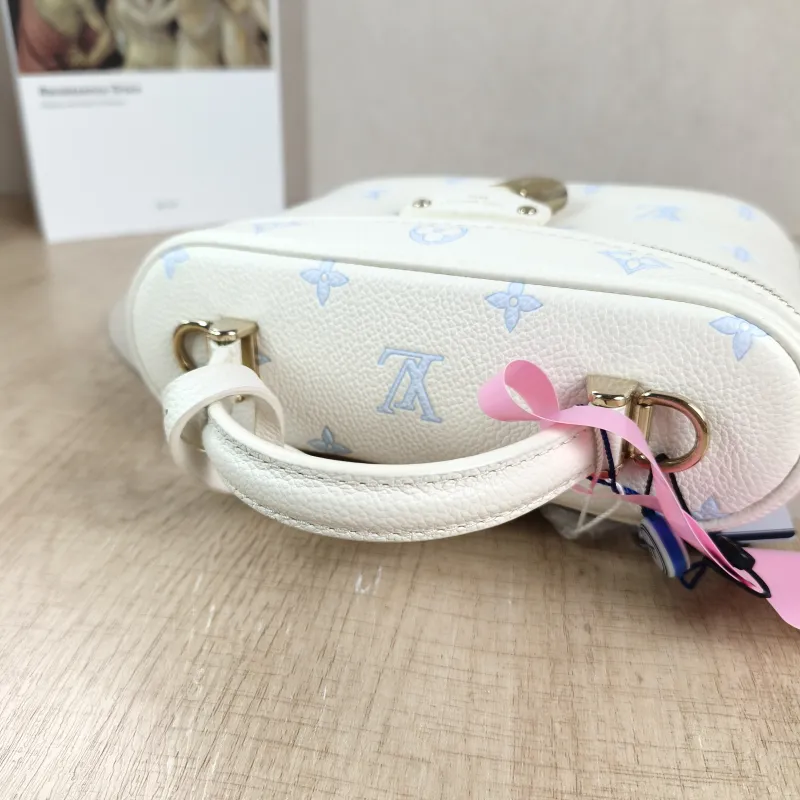 Louis Vuitton Shoulder Bag VANITY POUCH Cosmetic Bag White · Blue Calfskin One Size 19 × 6.5 × 11.5 cm — detail view 13 of 14