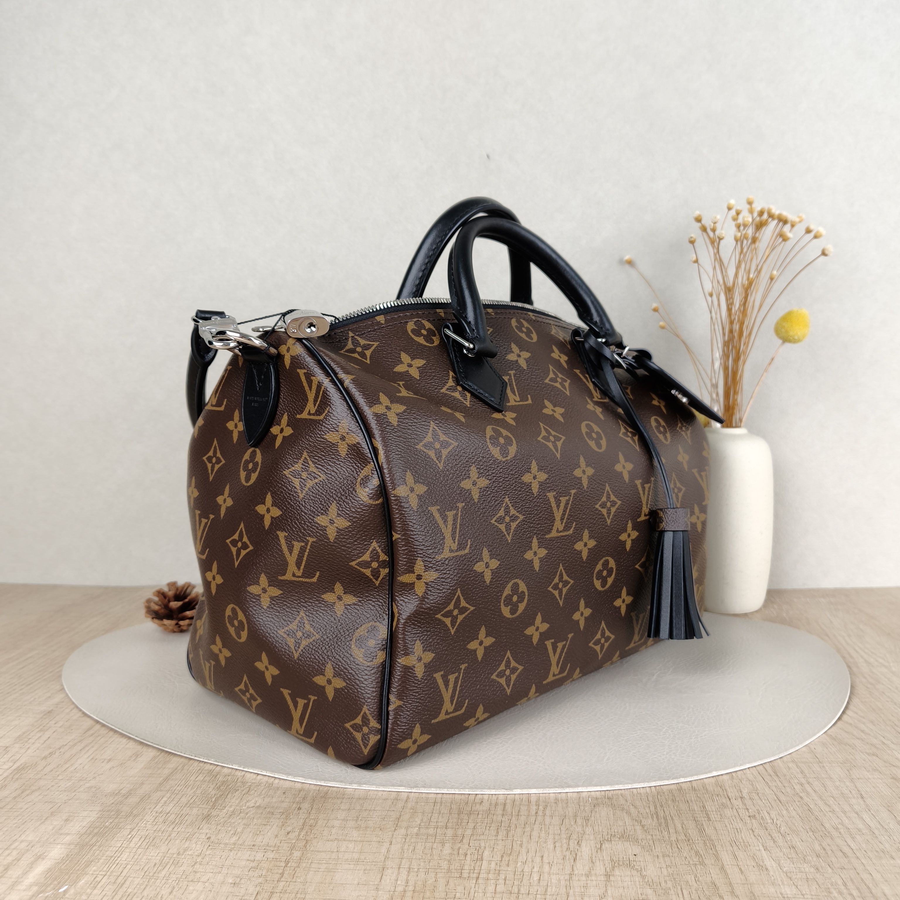 Louis Vuitton Shoulder Bag Speedy Soft 30Shoulder Strap Edition- Monogram PVC Large30 × 17 × 21 cm — cover view 2 of 5