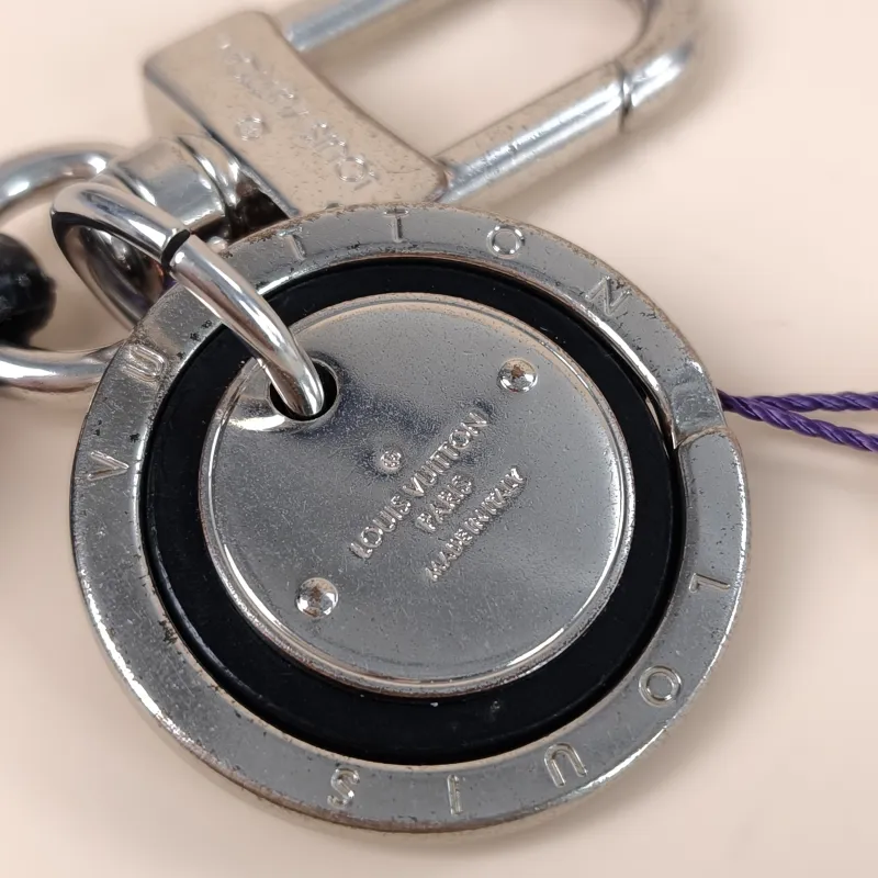 Louis Vuitton Key Ring Key Ring Silver One Size17cm — cover view 8 of 8