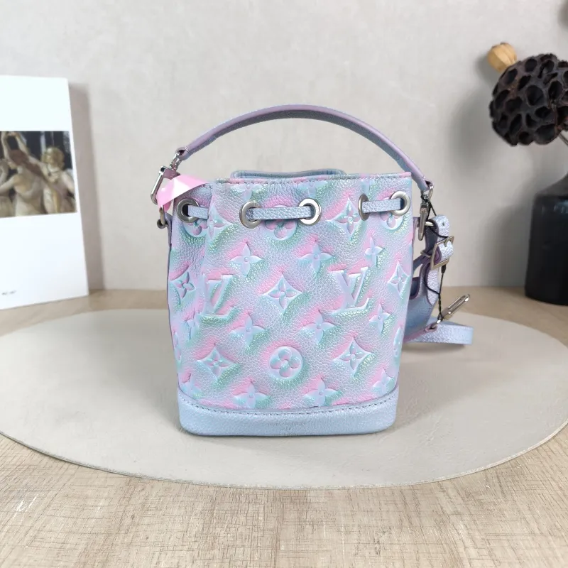 Louis Vuitton Shoulder Bag NANO NOÉ Bucket Bag Nano Collection Calfskin nano 13 × 10 × 16 cm — cover view 3 of 6