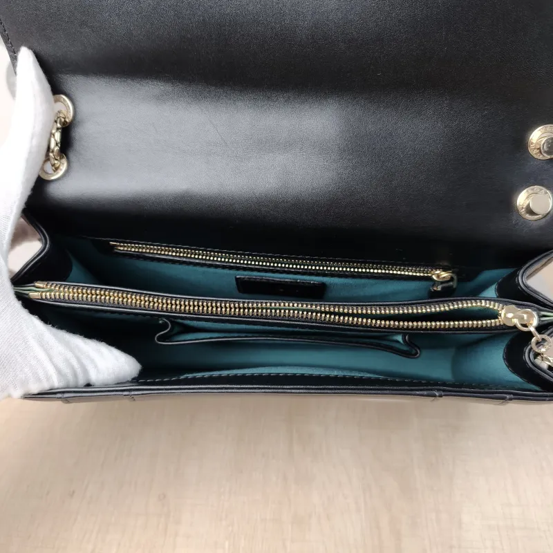 Bvlgari Shoulder Bag Serpenti Forever Collection Crossbody Bag Black Calfskin Medium 27.5 × 7 × 18 cm — detail view 10 of 12
