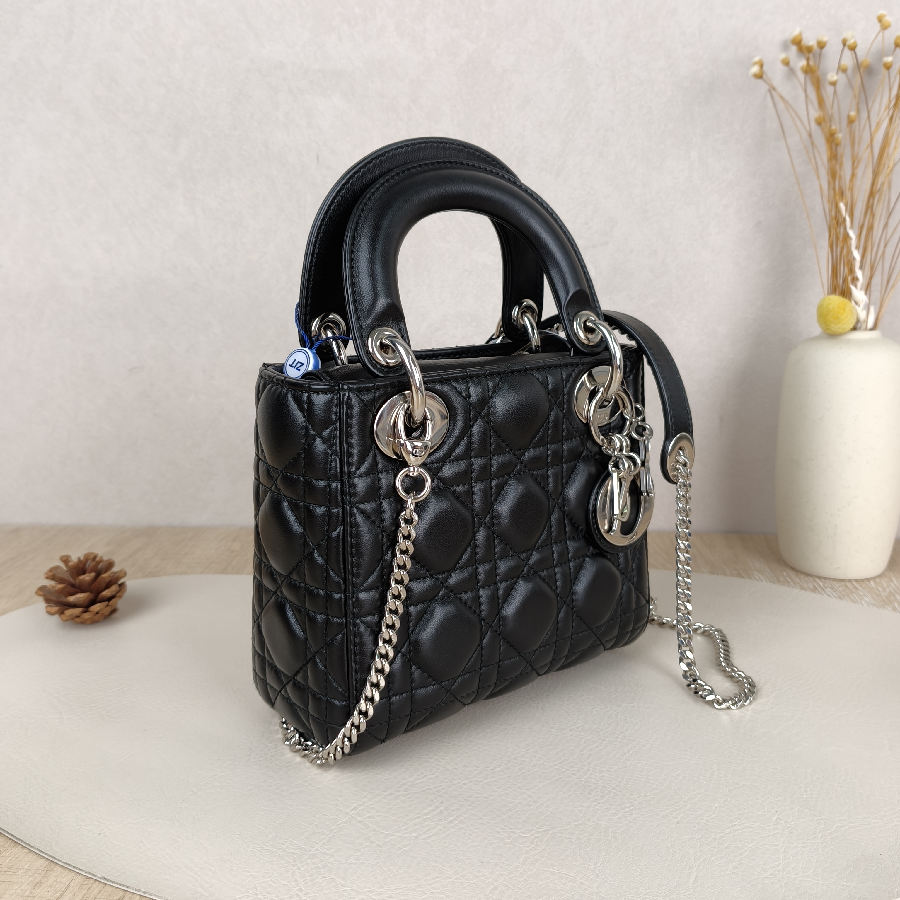 DIOR Crossbody Bag Lady Lady Dior Bag Black Lambskinmini17 × 7 × 15 cm — cover view 2 of 9