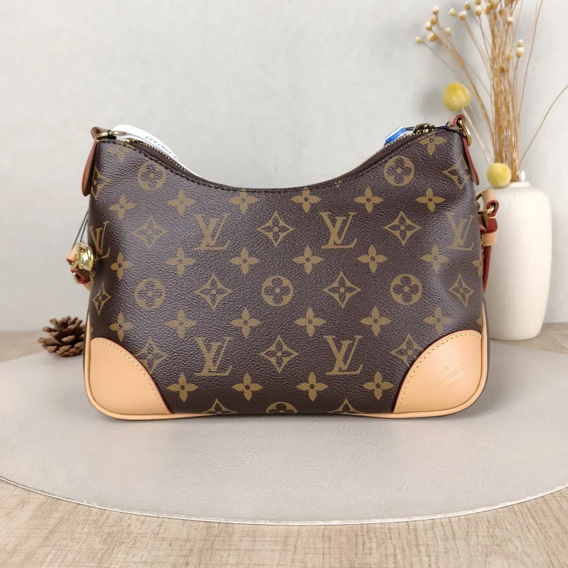 Louis Vuitton Crossbody Bag Boulogne PVC Small 26 × 9.5 × 16 cm — cover view 5 of 6