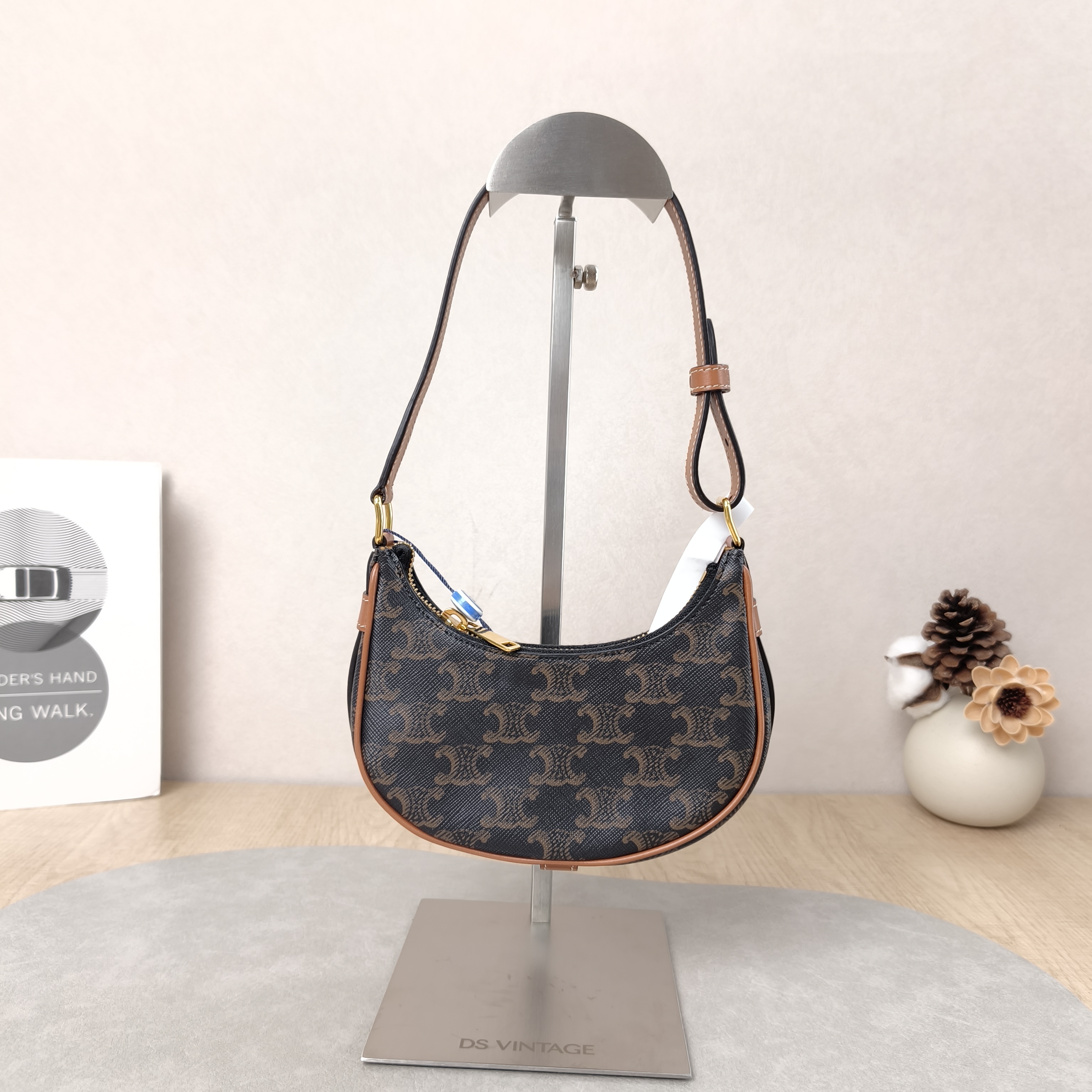 CELINE Shoulder Bag AVA Monogram PV Cmini16 × 4 × 8.5 cm