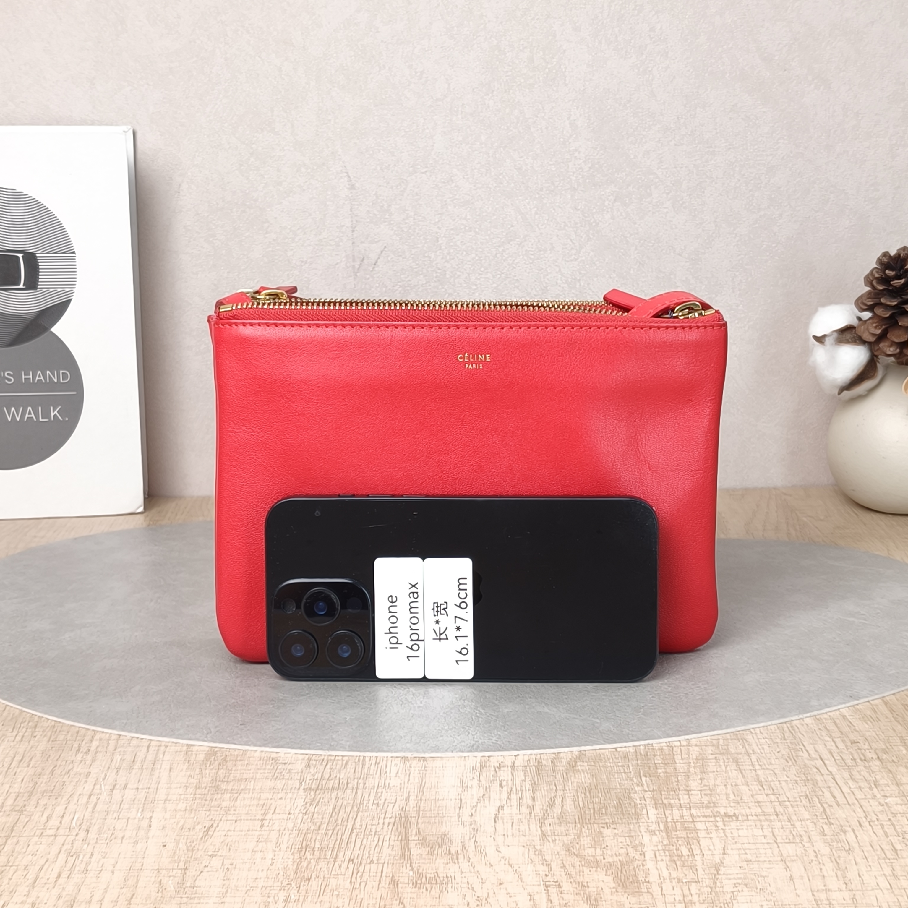 CELINE Crossbody Bag Crossbody Bag Red Calfskin One Size21.5 × 3.5 × 15 cm — cover view 5 of 5