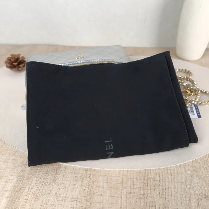Chanel Crossbody Baglp Box Bag Top Handle Crossbody Bag Silver Grained Calfskin One Size19.5 × 5 × 17 cm — detail view 8 of 14