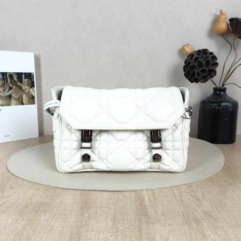 DIOR Crossbody Bag camp Messenger Bag White Calfskin Small 23 × 8 × 15 cm