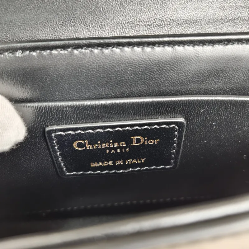 DIOR Crossbody Bag30Montaigne 30 Box Box Black Calfskinmini17.5 × 5 × 11.5 cm — detail view 7 of 13